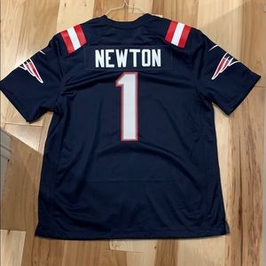 Men’s large Cam Newton Patriots Jersey